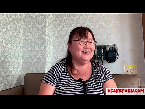 ❤️ Fet japansk mamma visar sina enorma bröst och njuter av en sexleksak. En 51-årig asiatisk mamma berättar om sin sexuella erfarenhet. Yukiko 1 OSAKAPORN fet milf Sex at sv.hentaisaturn.ru ❌️