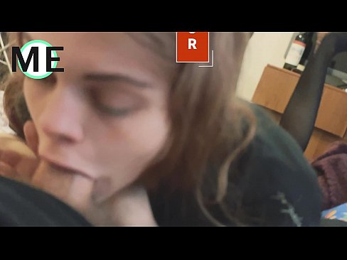 ❤️ Hals kuk, trasiga strumpbyxor och trasiga klackar trevligt att träffas Sex at sv.hentaisaturn.ru ❌️