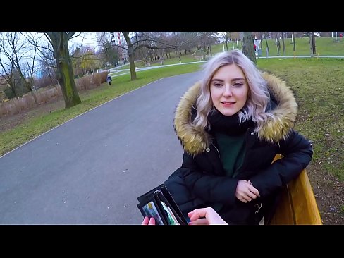 ❤️ Sväljer en främlings het sperma för pengar - avsugning i parken av Eva Elfie Sex at sv.hentaisaturn.ru ❌️